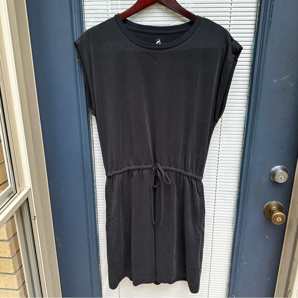 Lou & grey gray medium short fold over sleeve drawstring dress with pockets - Picture 1 of 5